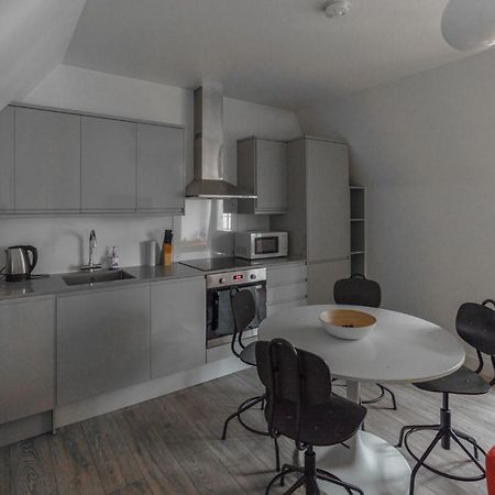 לונדון Top Floor Apartment High Street Kensington מראה חיצוני תמונה