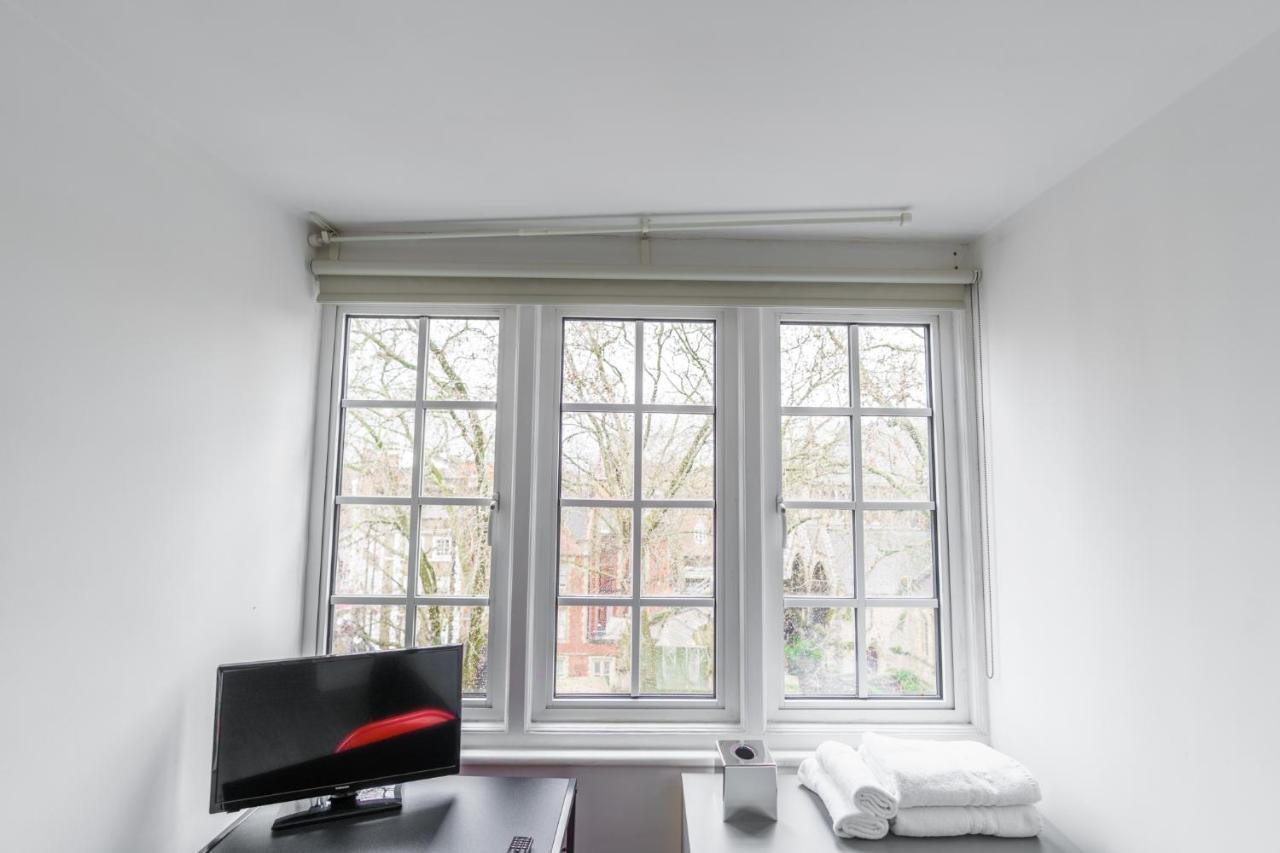 לונדון Top Floor Apartment High Street Kensington מראה חיצוני תמונה