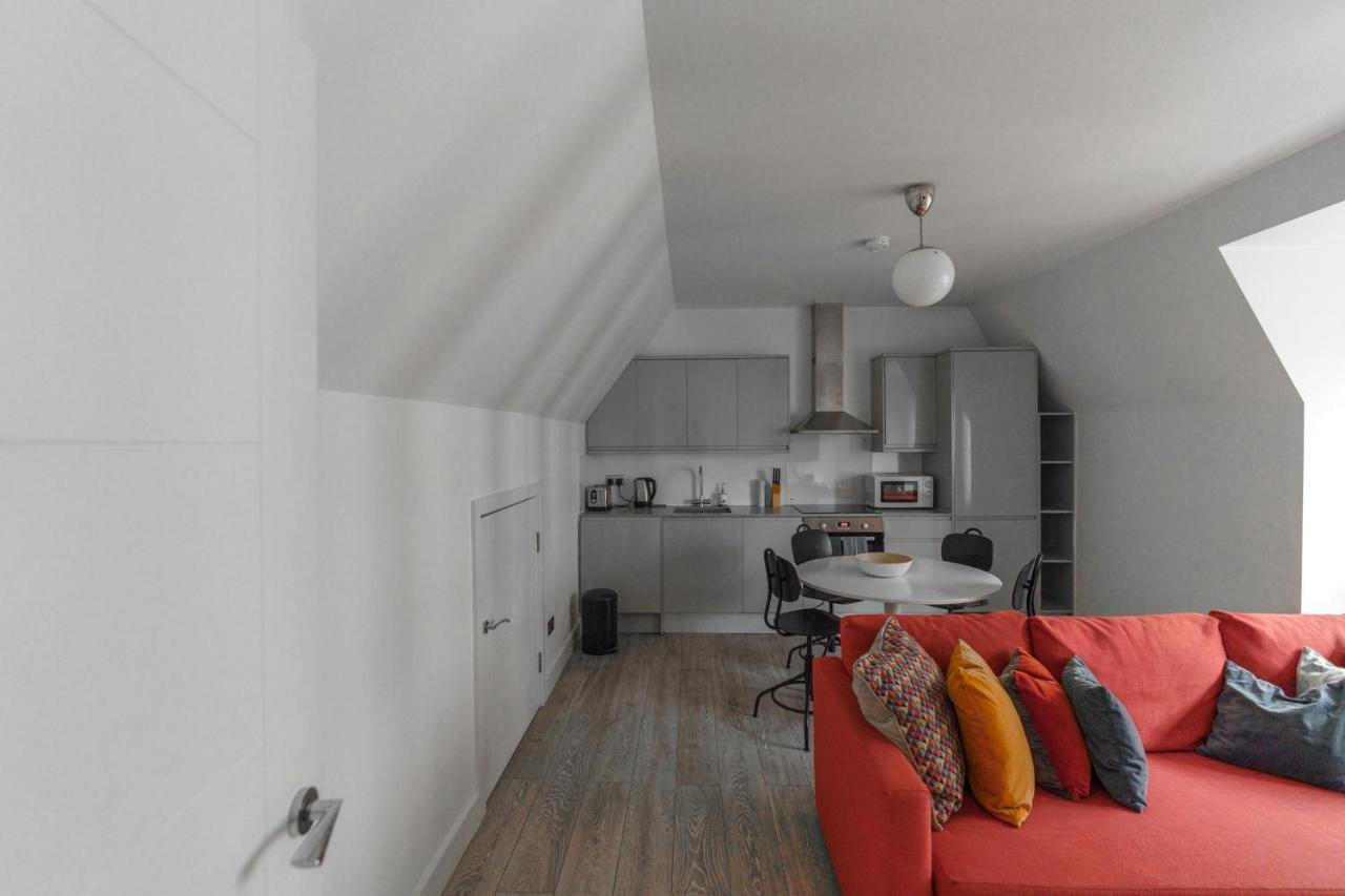 לונדון Top Floor Apartment High Street Kensington מראה חיצוני תמונה